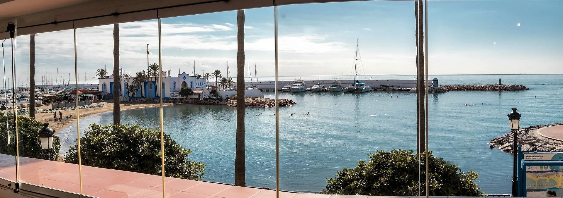 Eden Roc Beach Front Apartments Marbella