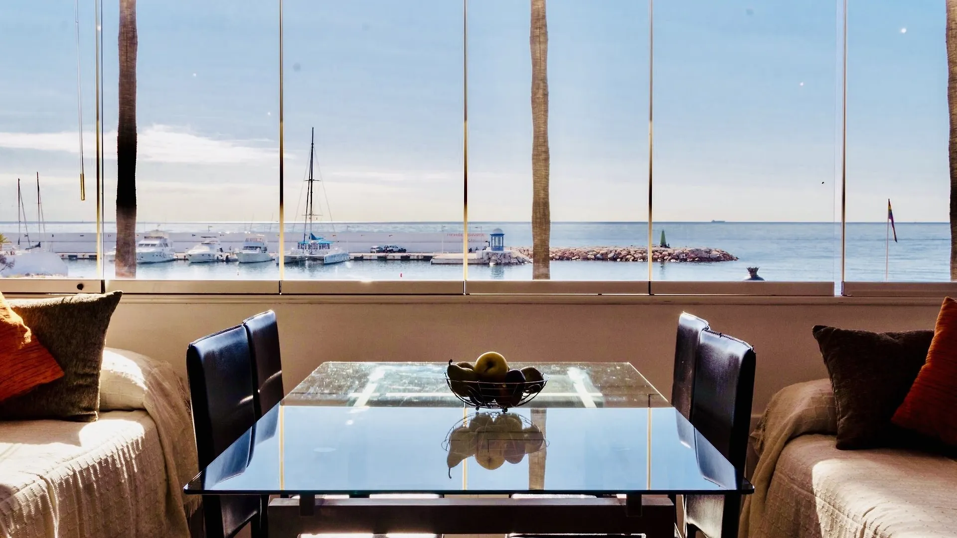 Eden Roc Beach Front Apartments Marbella